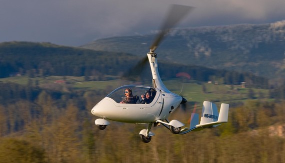 Gyrocopter flight